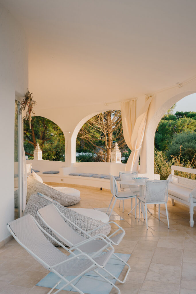 Villa M arredo veranda arco interior design Rosa Marina Ostuni - Studio archRodio