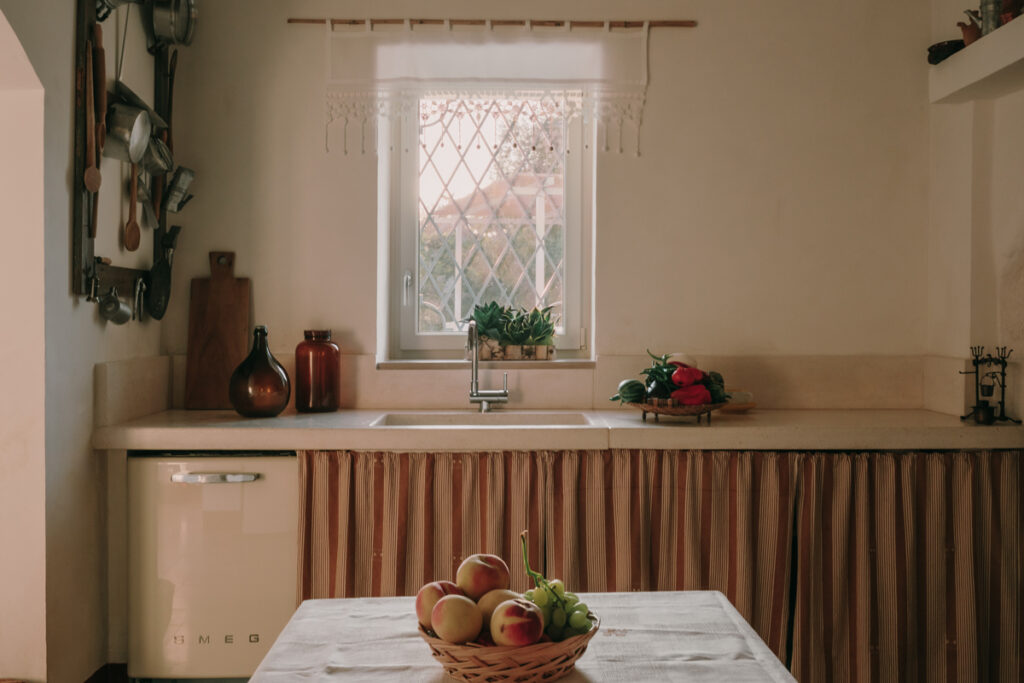 Masseria Cantrapa cucina product design tradizione cemento interior design architettura Ostuni - Studio archRodio